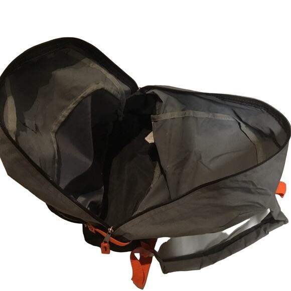 Trailmaker Backpack - Picture 6 of 6